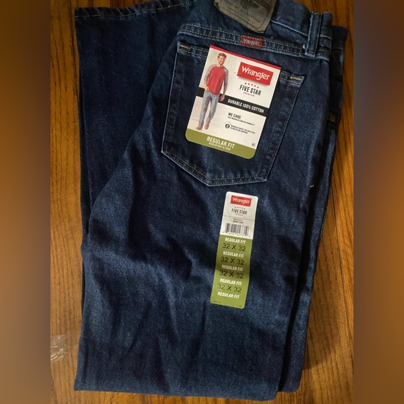 Wrangler jeans men 32x32 Regular Fit-NWT - Picture 2 of 3